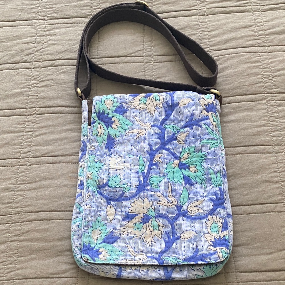 Sari Bari Quilted Crossbody Bag - Blue and Aqua